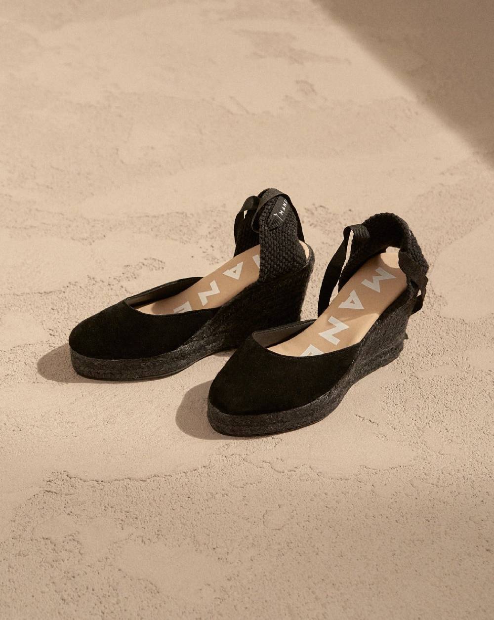 Manebí Soft Suede Wedge Espadrilles - Hamptons Black On Tone Saldi