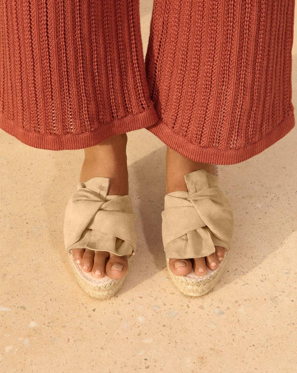 Manebí Soft Suede Platforms With Knot - Hamptons Champagne Beige Vendite Flash