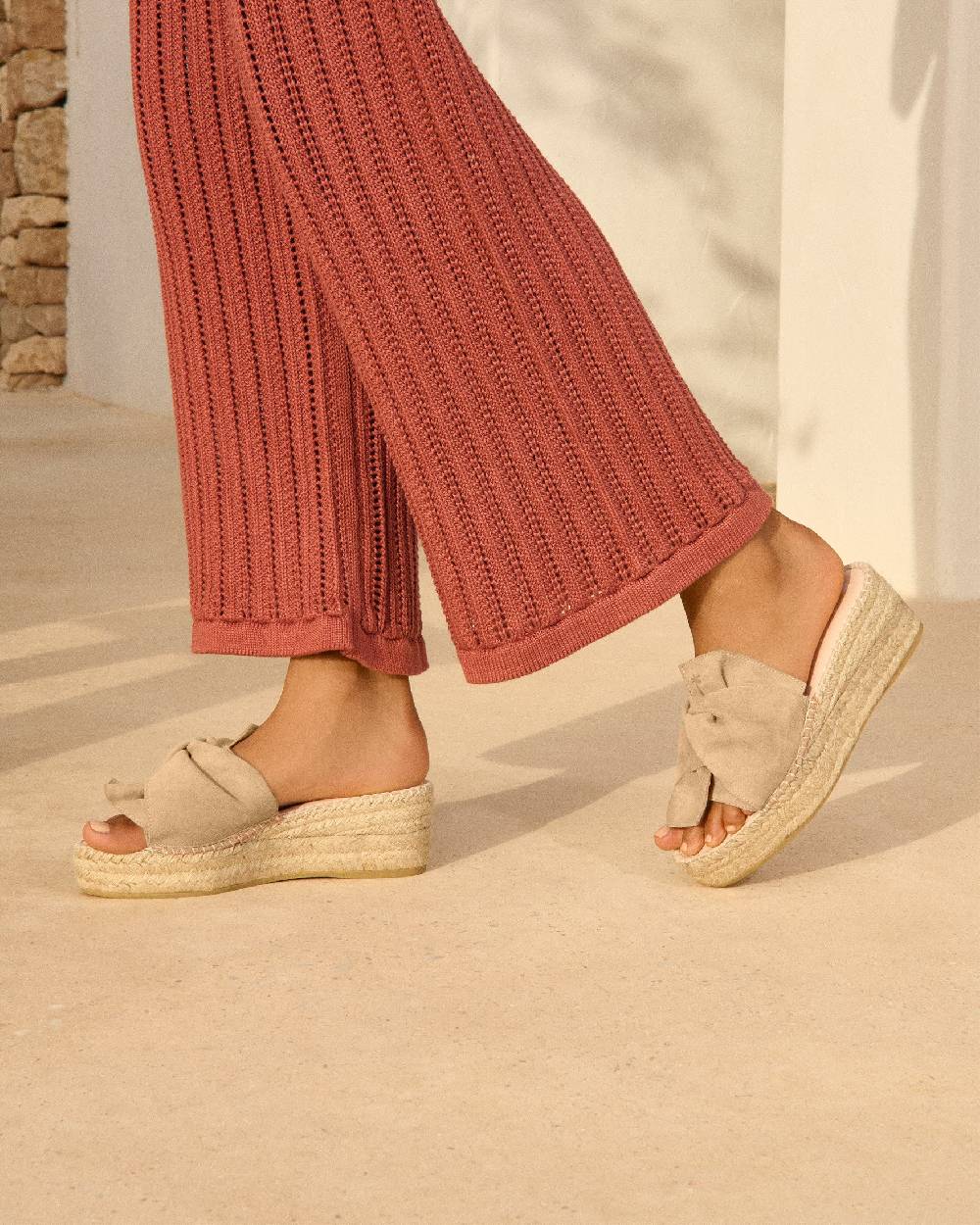 Manebí Soft Suede Platforms With Knot - Hamptons Champagne Beige Vendite Flash