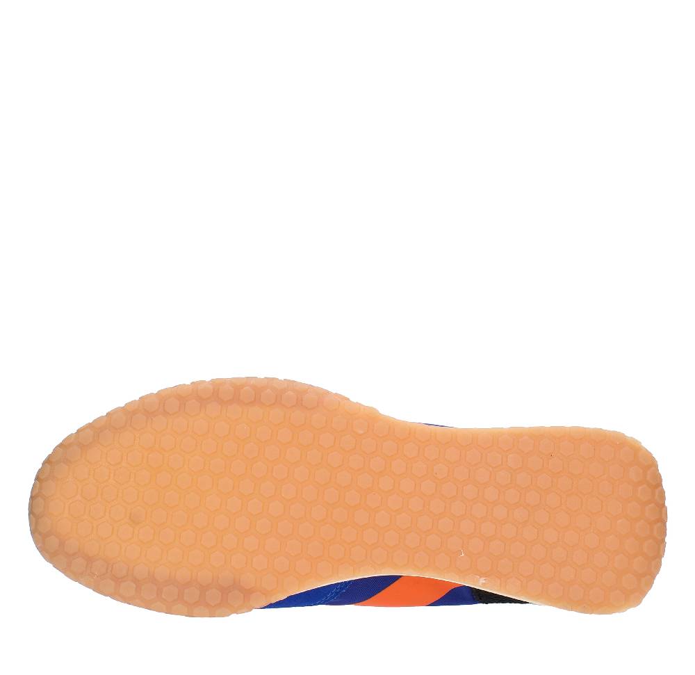 KEH NOO Sneakers in camoscio tessuto e gomma Consegna Veloce