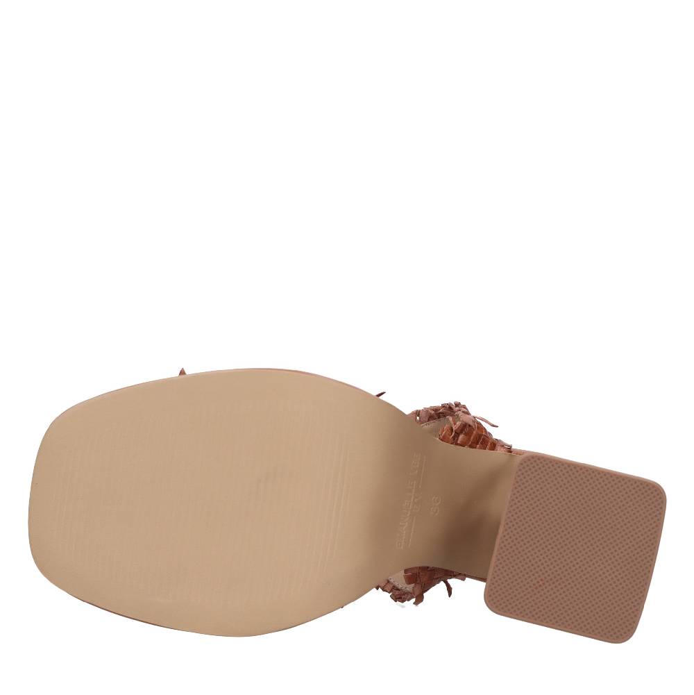 EMANUELLE VEE Sandali in pelle Offerte