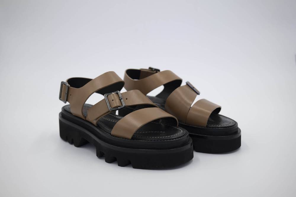 Openclosedshoes HOVA01 Offerta