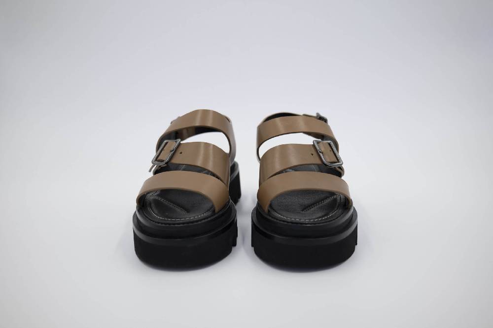 Openclosedshoes HOVA01 Offerta
