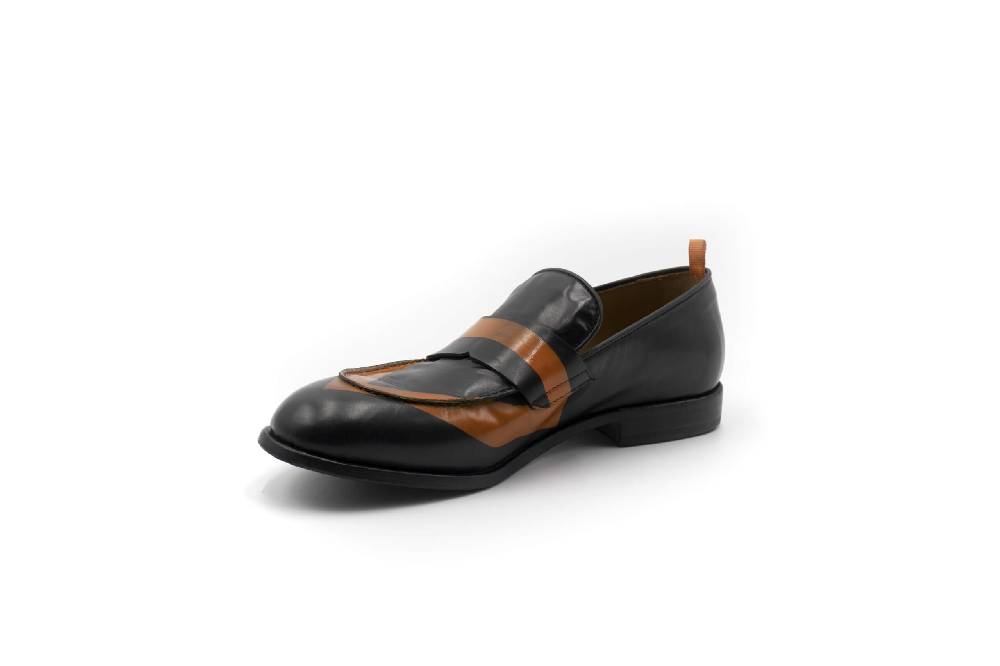 Openclosedshoes AKAMU 02 In Saldo