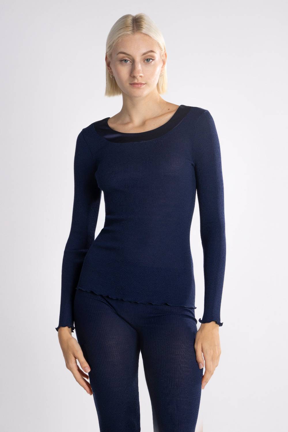 Oscalito Elegante camicia a maniche lunghe con bordi in raso 5304 Pezzi Unici