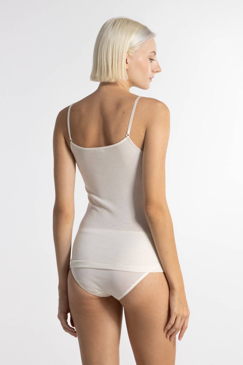 Oscalito Smanicato Donna70% Lana , 30% Seta 4260 Novità
