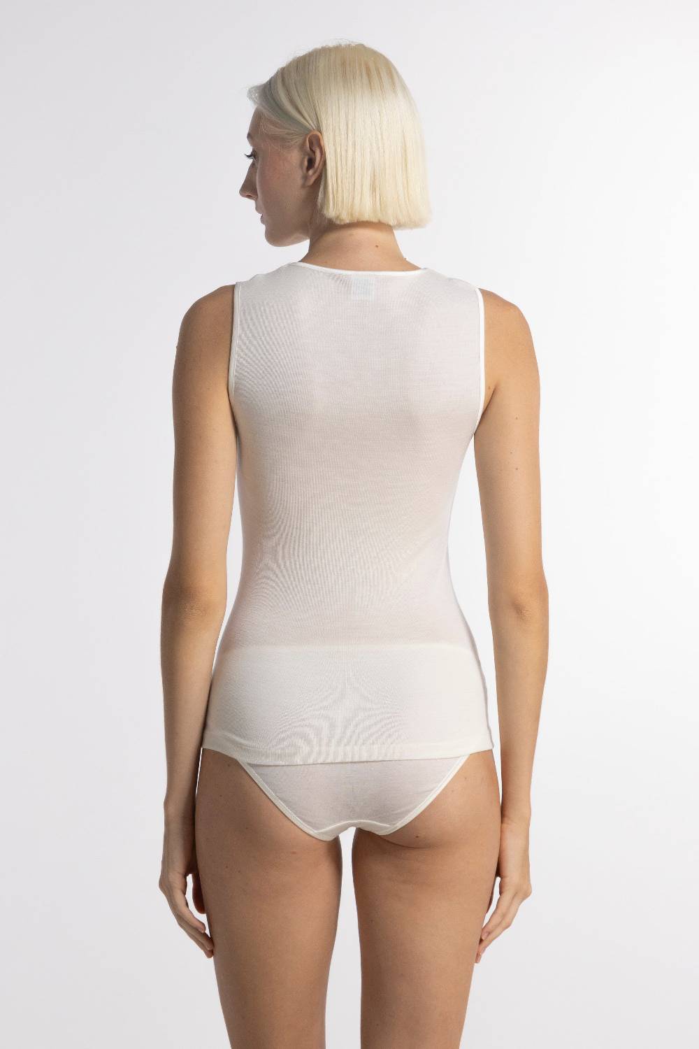 Oscalito Top Donna70% Lana , 30% Seta 4254 Acquista Ora