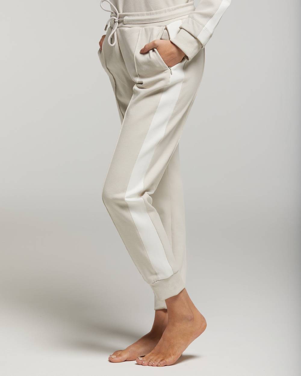 ﻿Pompea Set Completo Tuta donna Freetime (Beige) Affare Del Giorno