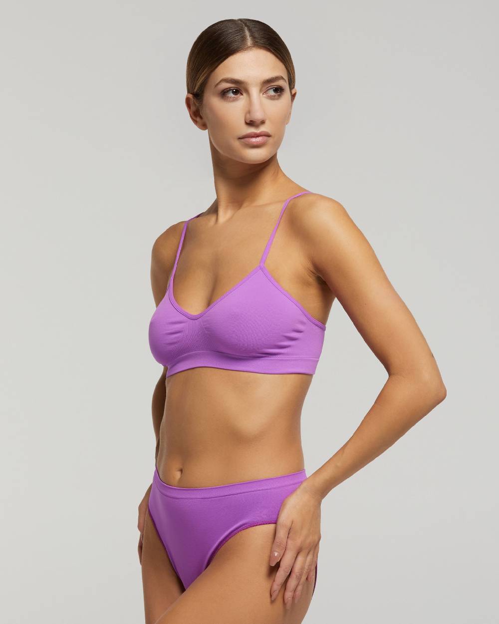 Pompea Brassiere seamless spalla stretta tinta unita Shopping Online