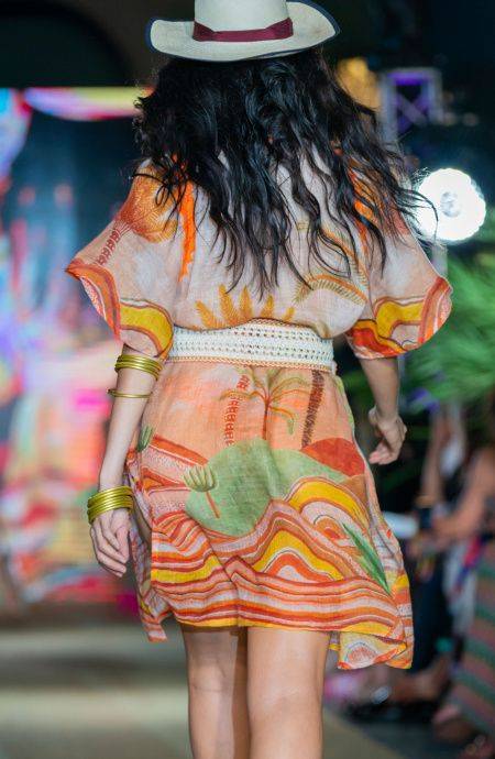 Pin Up Stars Poncho In Garza Stampa Dune Presa