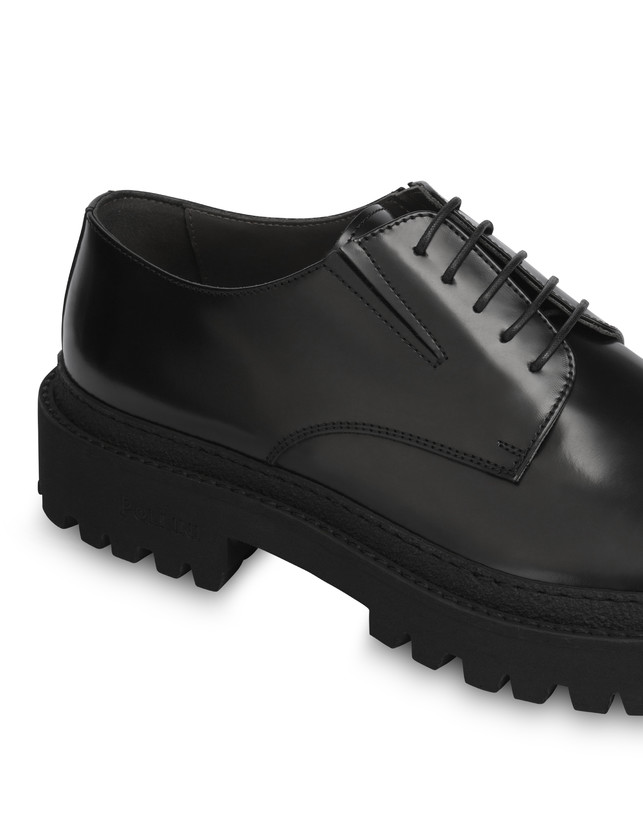 Pollini Derby In Vitello Abrasivato Royal Nero Saldi Di Fabbrica