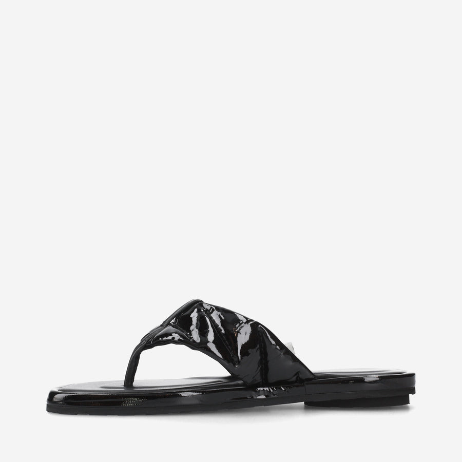 Premiata Sandali infradito M6654B in nappa imbottita Sottocosto