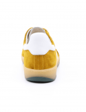 ED PARRISH Sneakers uomo ED PARRISH TRAINER UM091 in camoscio giallo ocra Economico