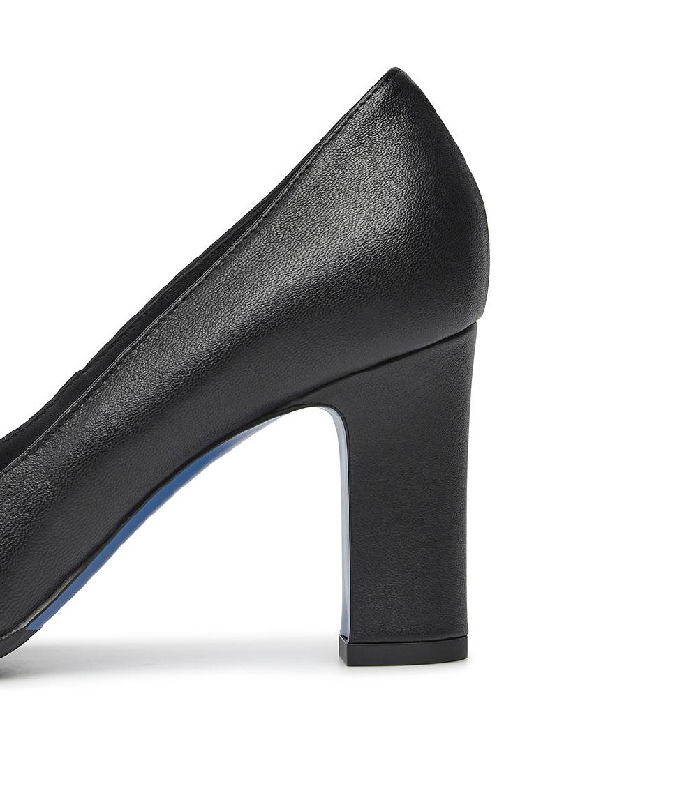 Loriblu Decollete' in nappa nera Prezzo Ridotto