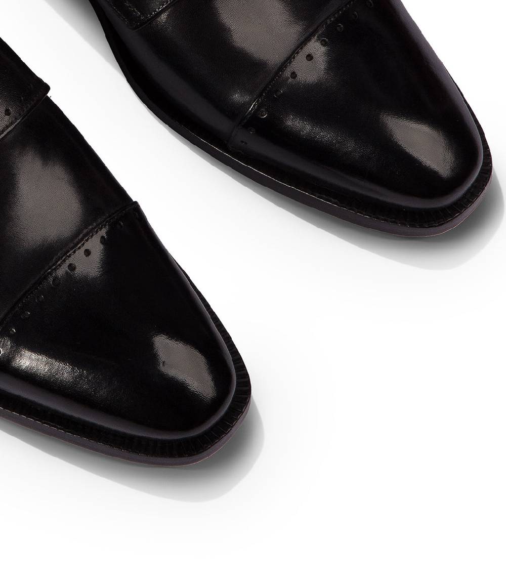 Loriblu Monk strap in pelle nera brogue Acquista Ora
