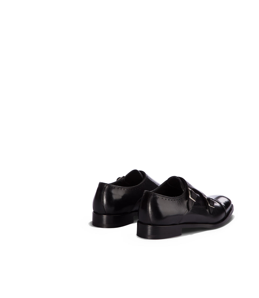 Loriblu Monk strap in pelle nera brogue Acquista Ora
