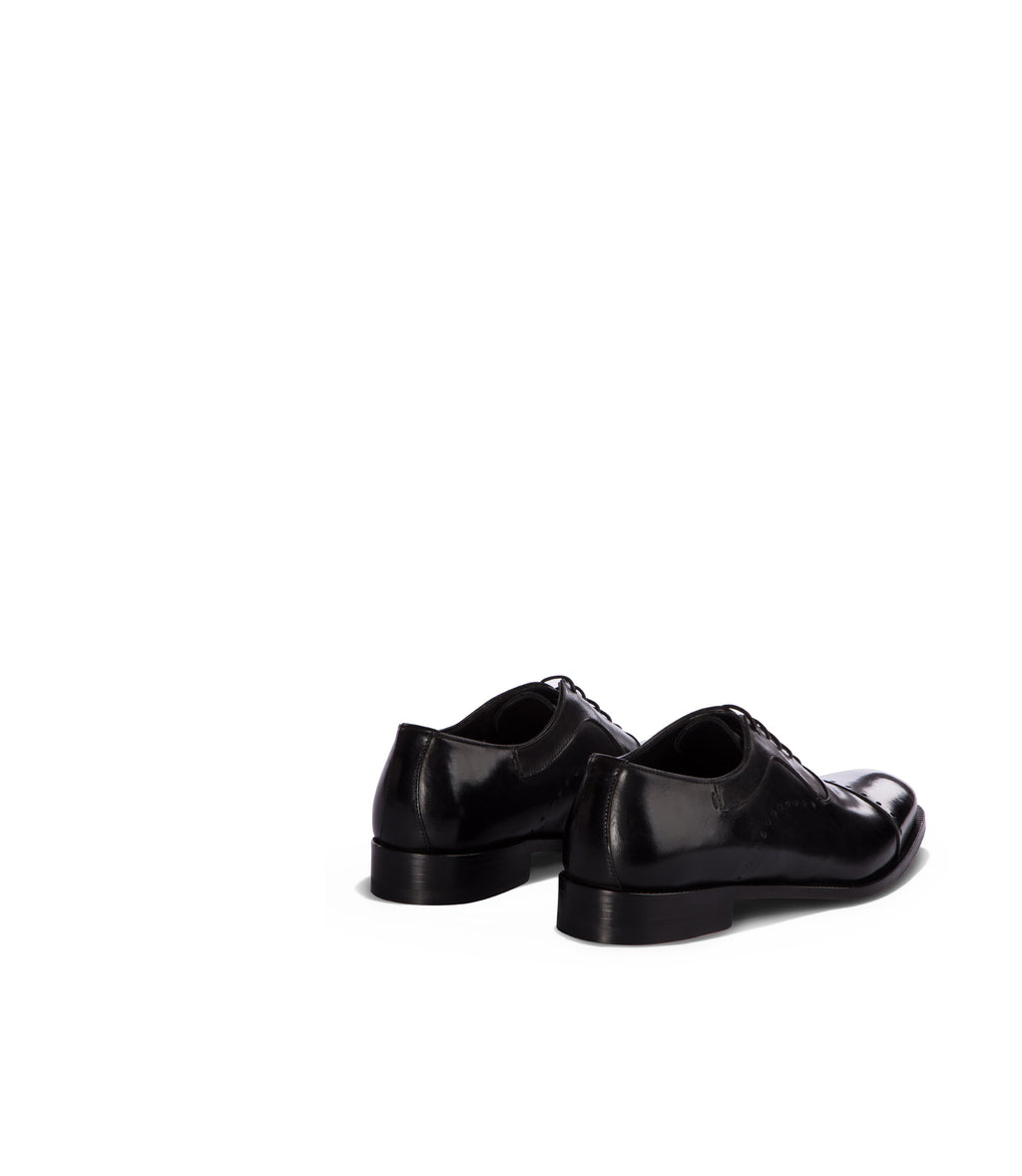 Loriblu Oxford in pelle nera brogue Prezzo Ridotto