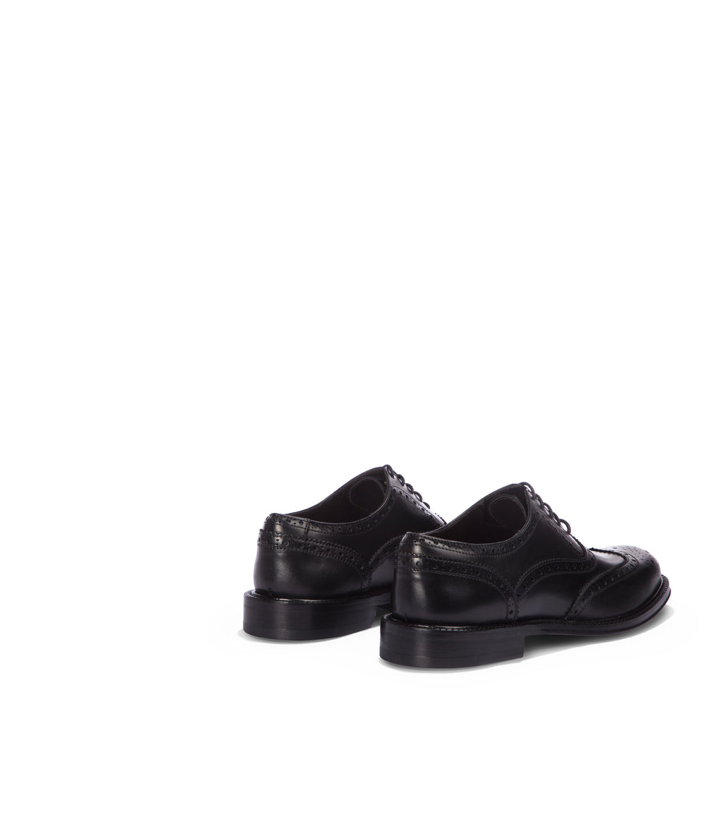 Loriblu Oxford brogue in pelle nera Sconto