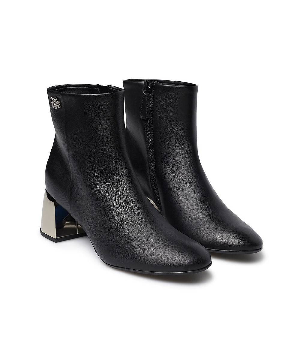 Loriblu Stivaletto in nappa nera con tacco metal argento Sottocosto