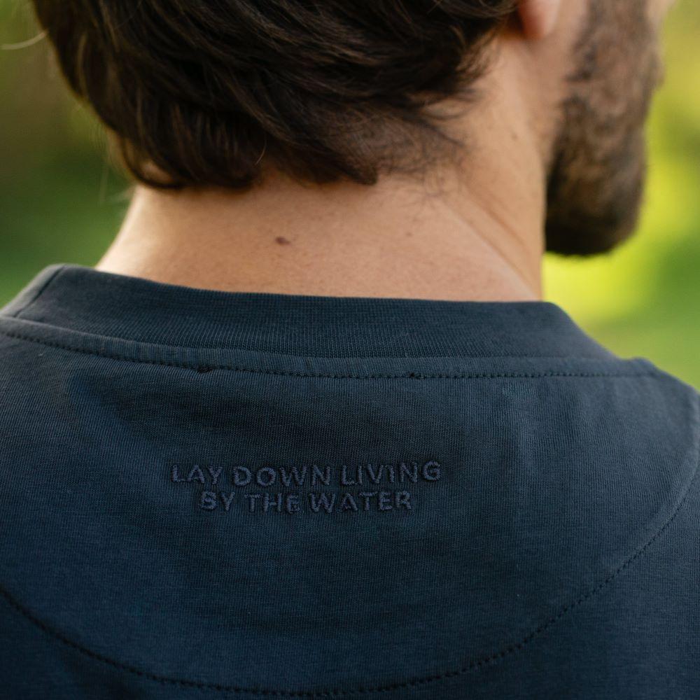 Seay / T-Shirt Nera Delavé Vendita