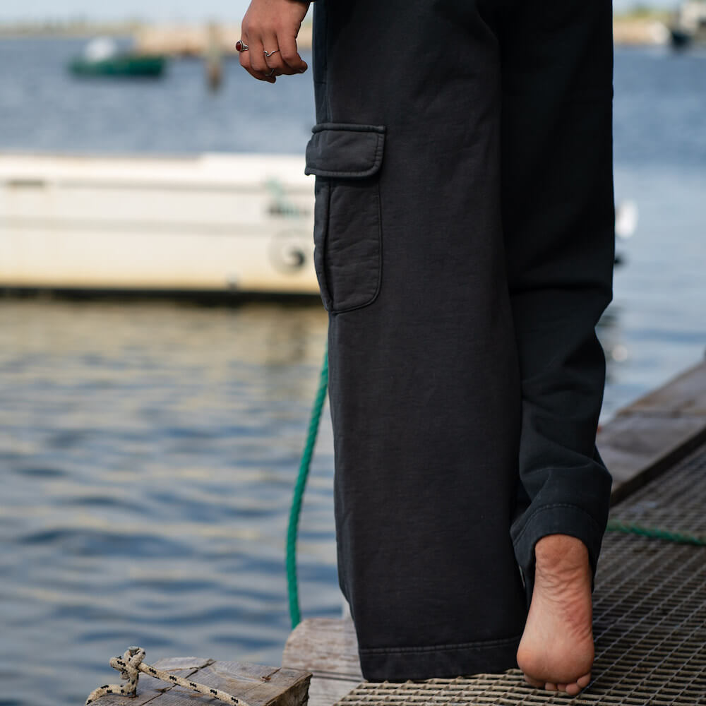 Seay / Pantalone Lungo Cargo in Felpa Nero Lizard 2025