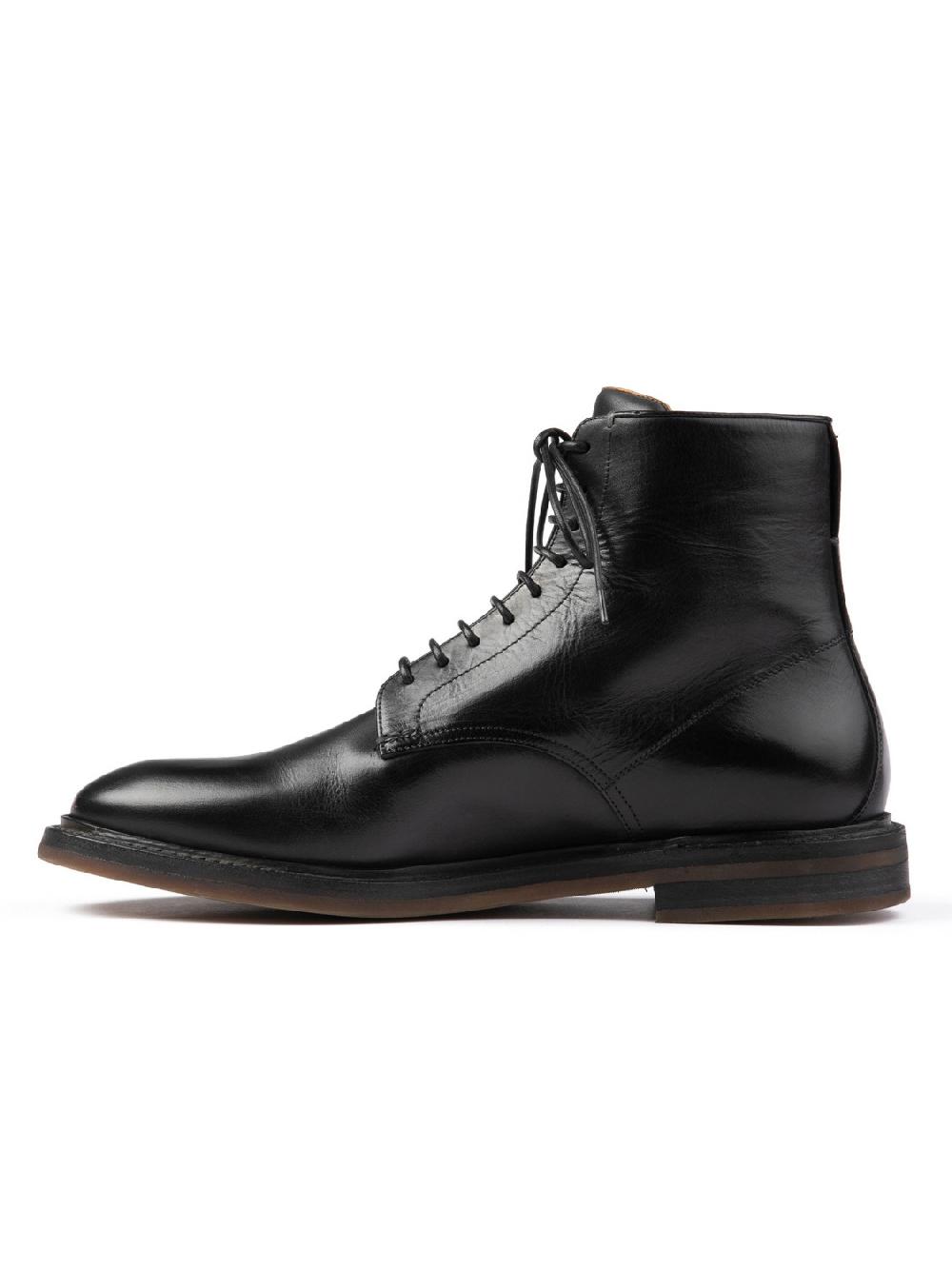Silvano Sassetti Stivaletti in pelle di colore nero In Saldo