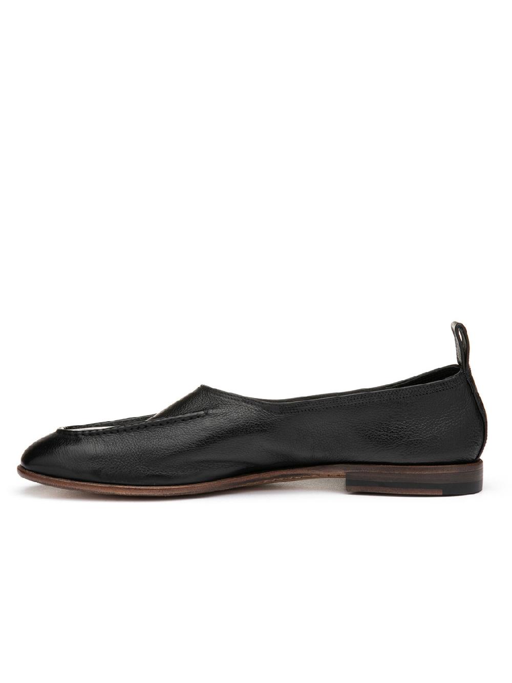 Silvano Sassetti Slippers in pelle di colore nero Online