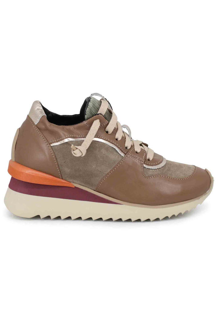 Spatarella Sneakers donna in pelle taupe con fondo zeppa Promozione