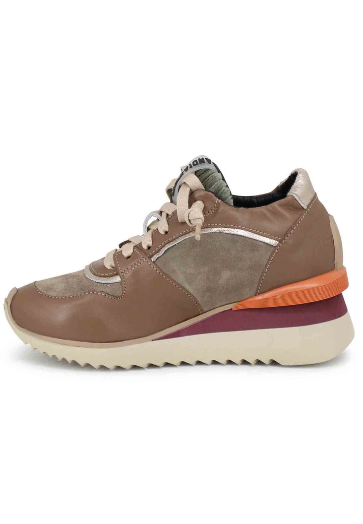 Spatarella Sneakers donna in pelle taupe con fondo zeppa Promozione