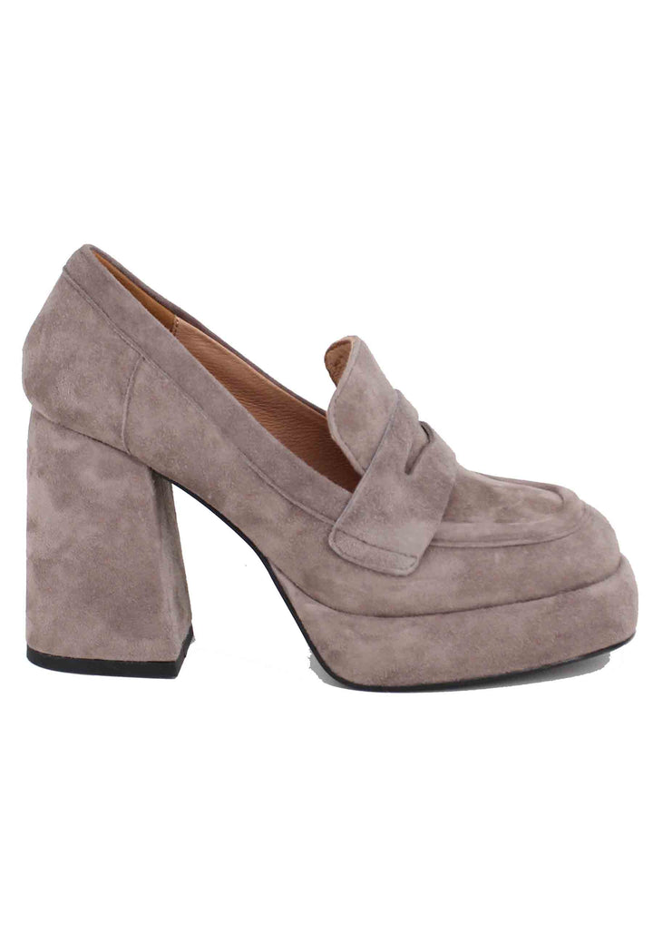 Spatarella Mocassini donna in camoscio grigio con tacco e plateau Natalie Online