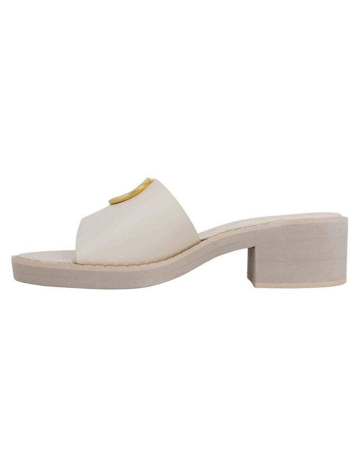 Spatarella Sandali donna in pelle off white con borchia oro e suola in gomma ultra leggera Shopping Online
