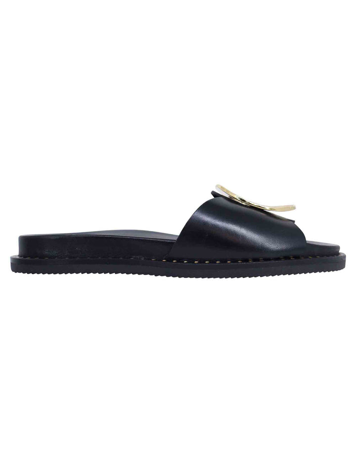 Spatarella Sandali donna flat in pelle nera con fussbett e fibbia in oro Affare Del Giorno