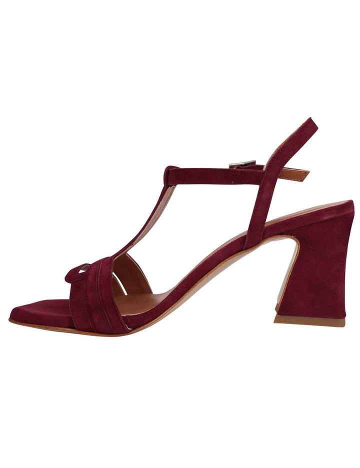 Spatarella Sandali slingback donna in camoscio bordeaux con punta quadra In Vendita
