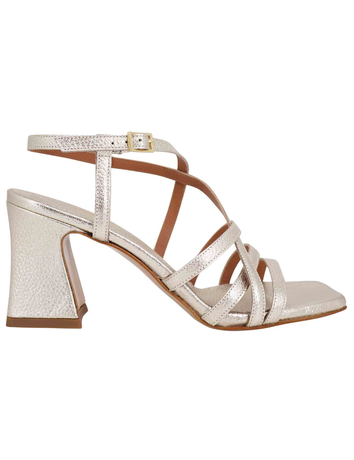 Spatarella Sandali slingback donna in pelle laminata platino con tacco alto e punta quadra Promozione