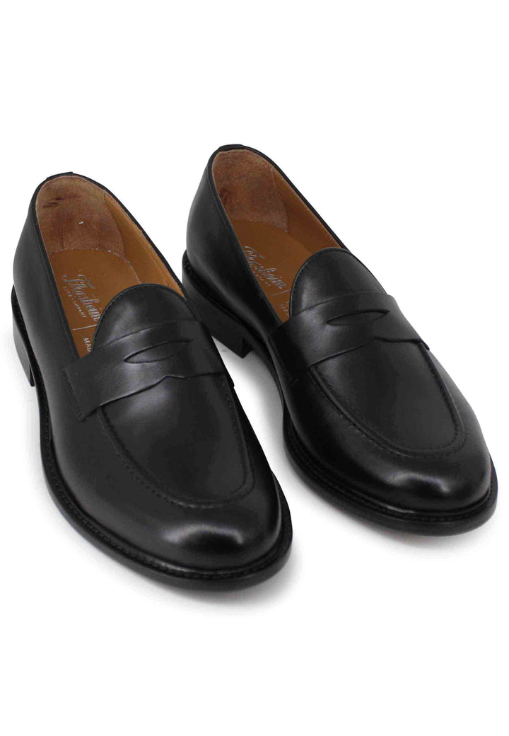 Spatarella Mocassini uomo in pelle nera con suola in cuoio Negozio