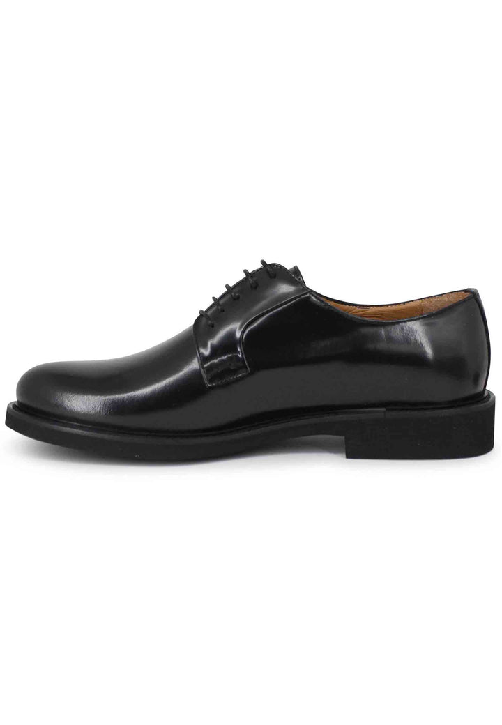 Spatarella Stringate uomo in pelle nera con suola in gomma ultra light Moda
