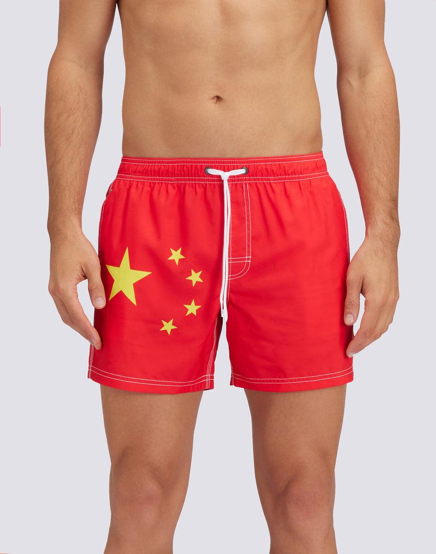Sundek COSTUME DA BAGNO CORTO VITA ELASTICATA POLIESTERE RICICLATO REPREVE® BANDIERA CINA M504BDRT3FG425FG Affare Del Giorno