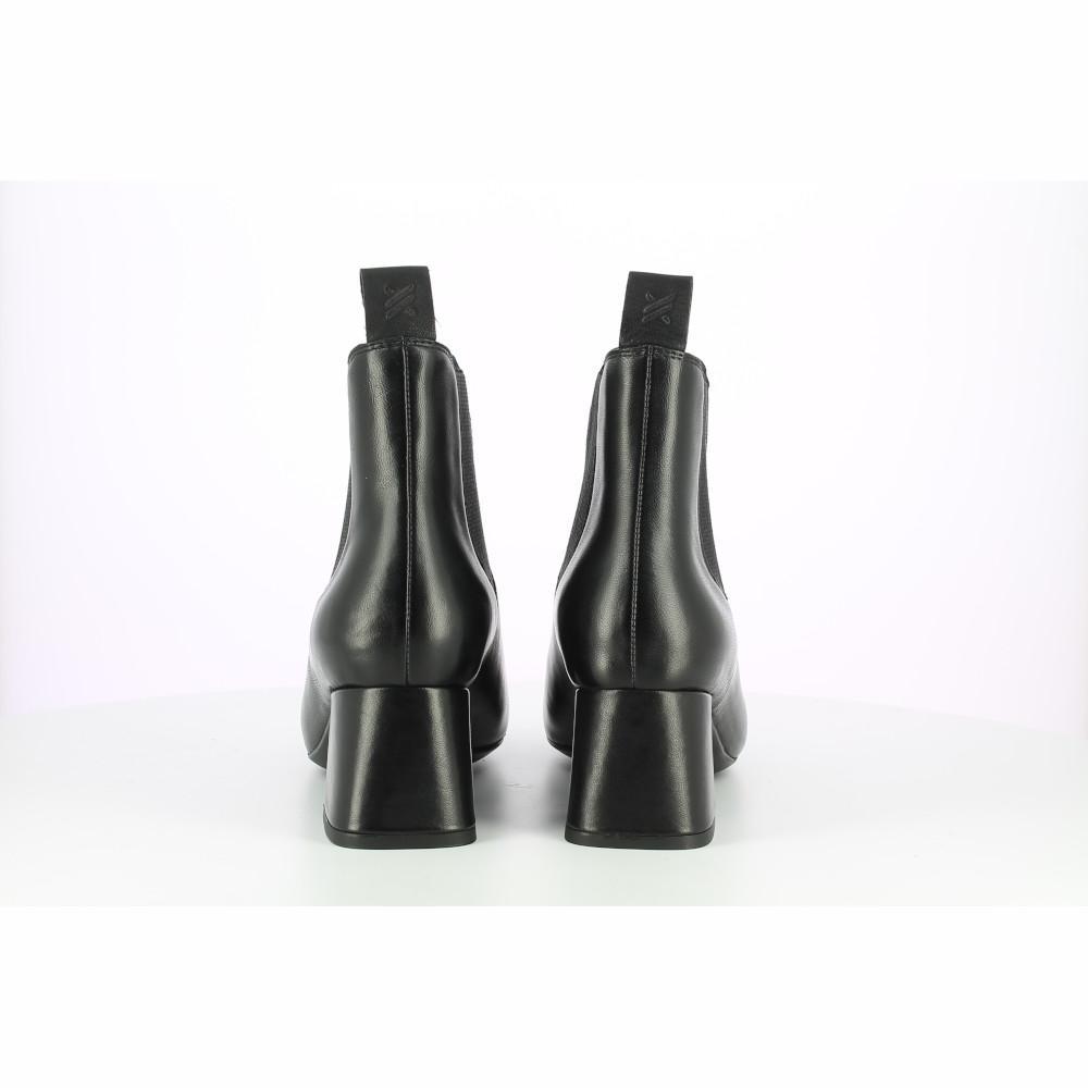 The Flexx BELINDA-NAPPA In Linea