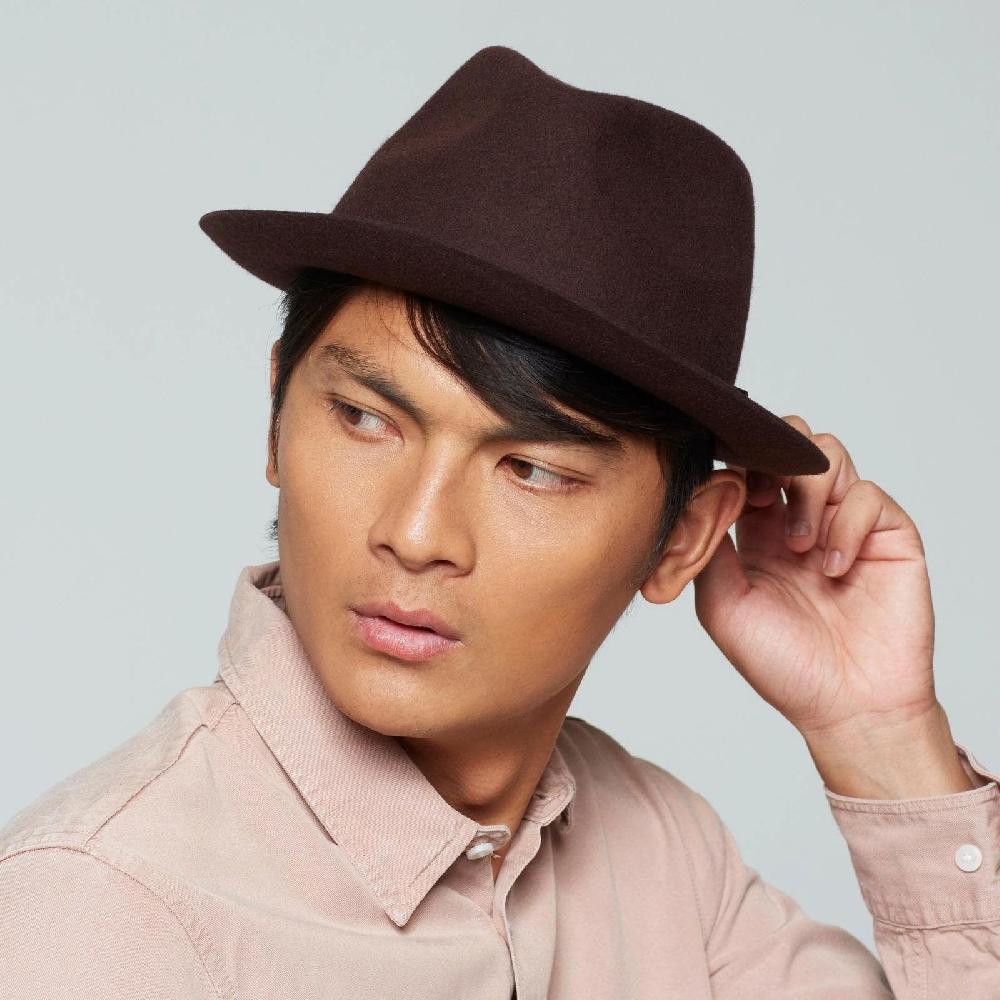 A.S.98 CAPPELLO CLAIRE Saldi