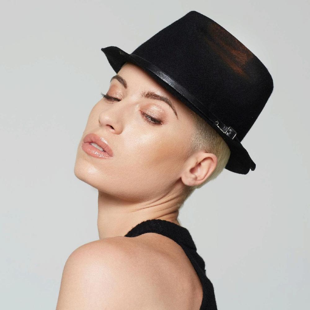 A.S.98 CAPPELLO DOLLY Offerte