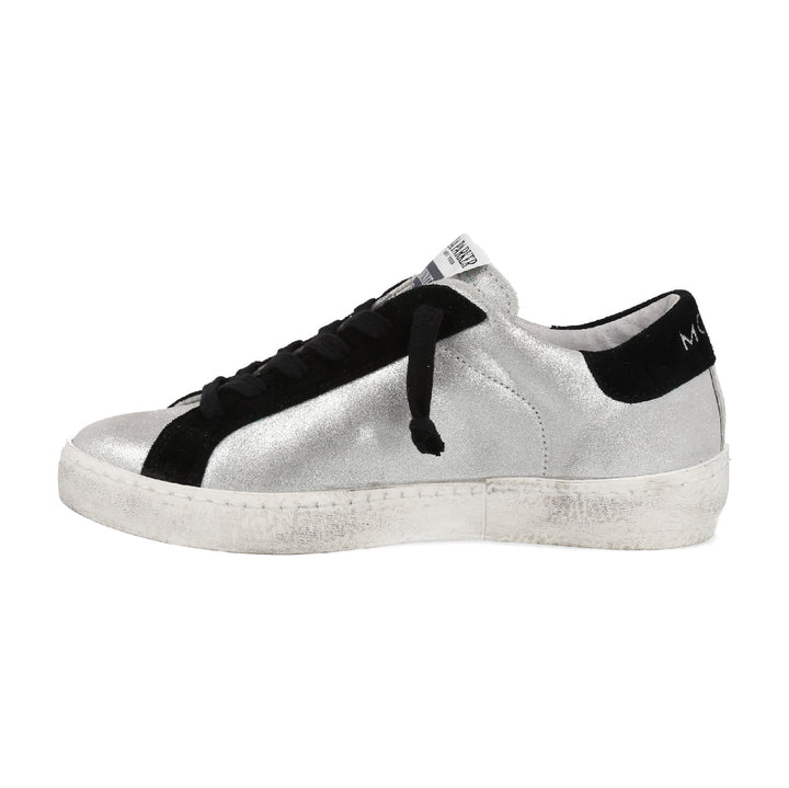Uma Parker SuperMoon Dark Side 2025