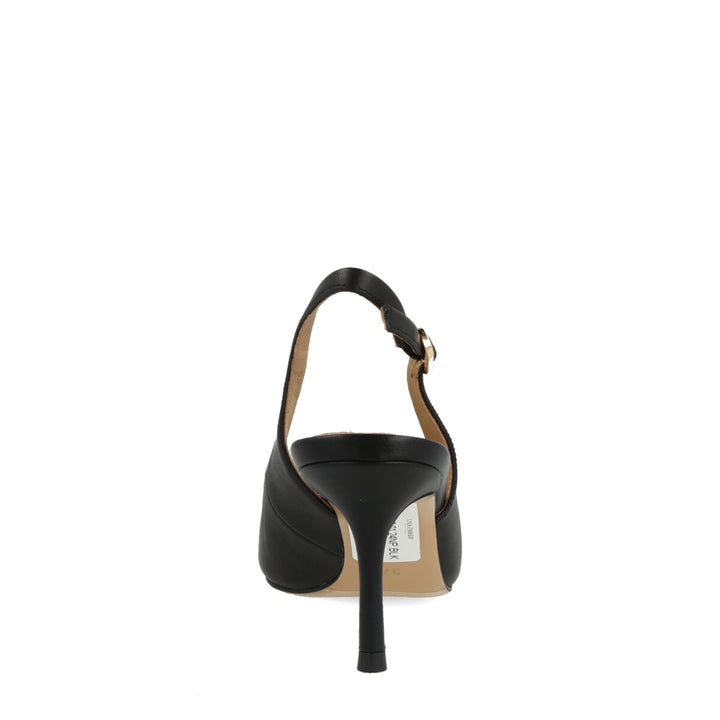 Uma Parker Chanel in Nappa Nero Online