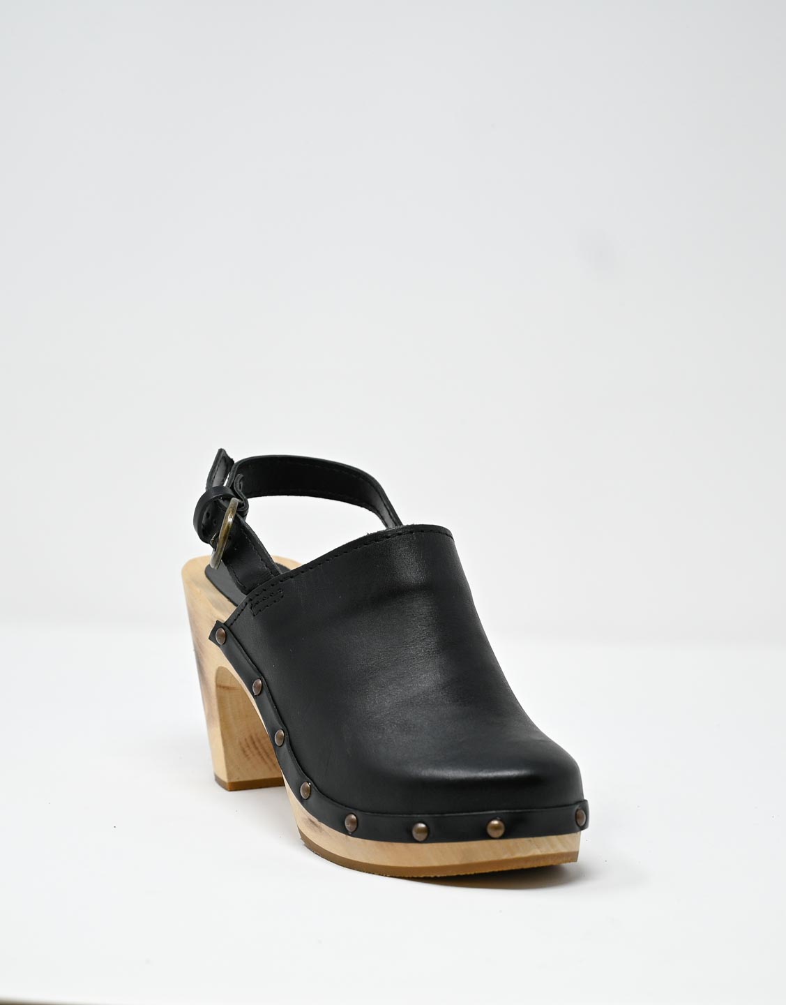 Wally Walker zoccolo in pelle nero Olandflex by astorflex Convenienza