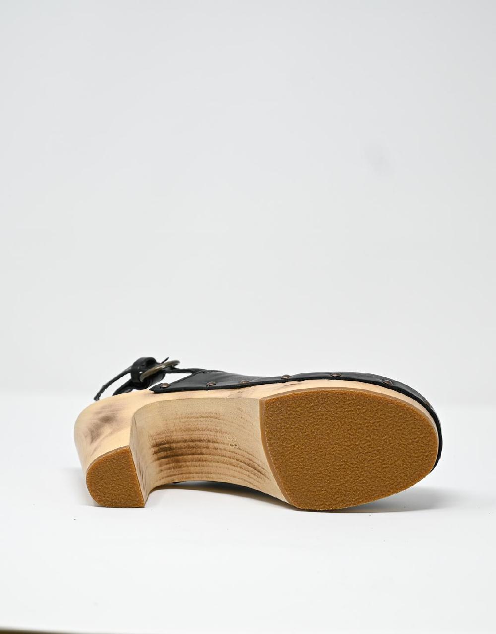 Wally Walker zoccolo in pelle nero Olandflex by astorflex Convenienza