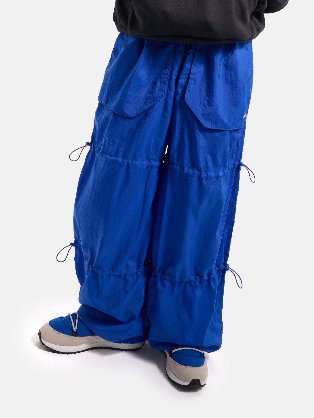 Moon Boot Pantaloni Parachute blu adidas x Moon Boot Saldi Di Fabbrica