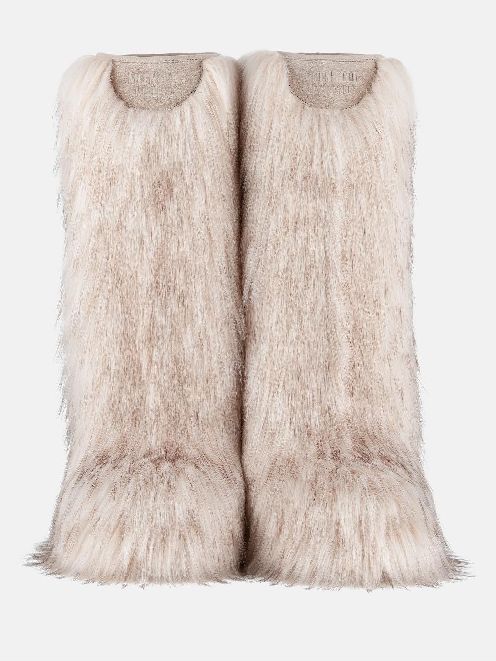 Moon Boot Icon Yeti High Faux-Fur Bianco Moon Boot + Jacquemus 2025
