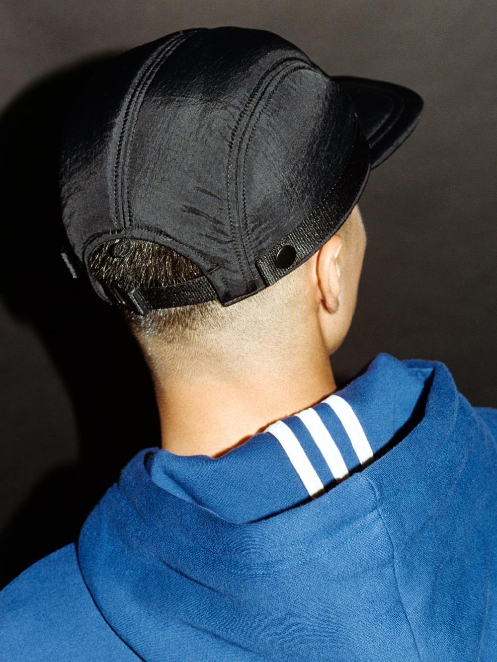 Moon Boot Cappello da baseball nero adidas x Moon Boot Acquista Ora