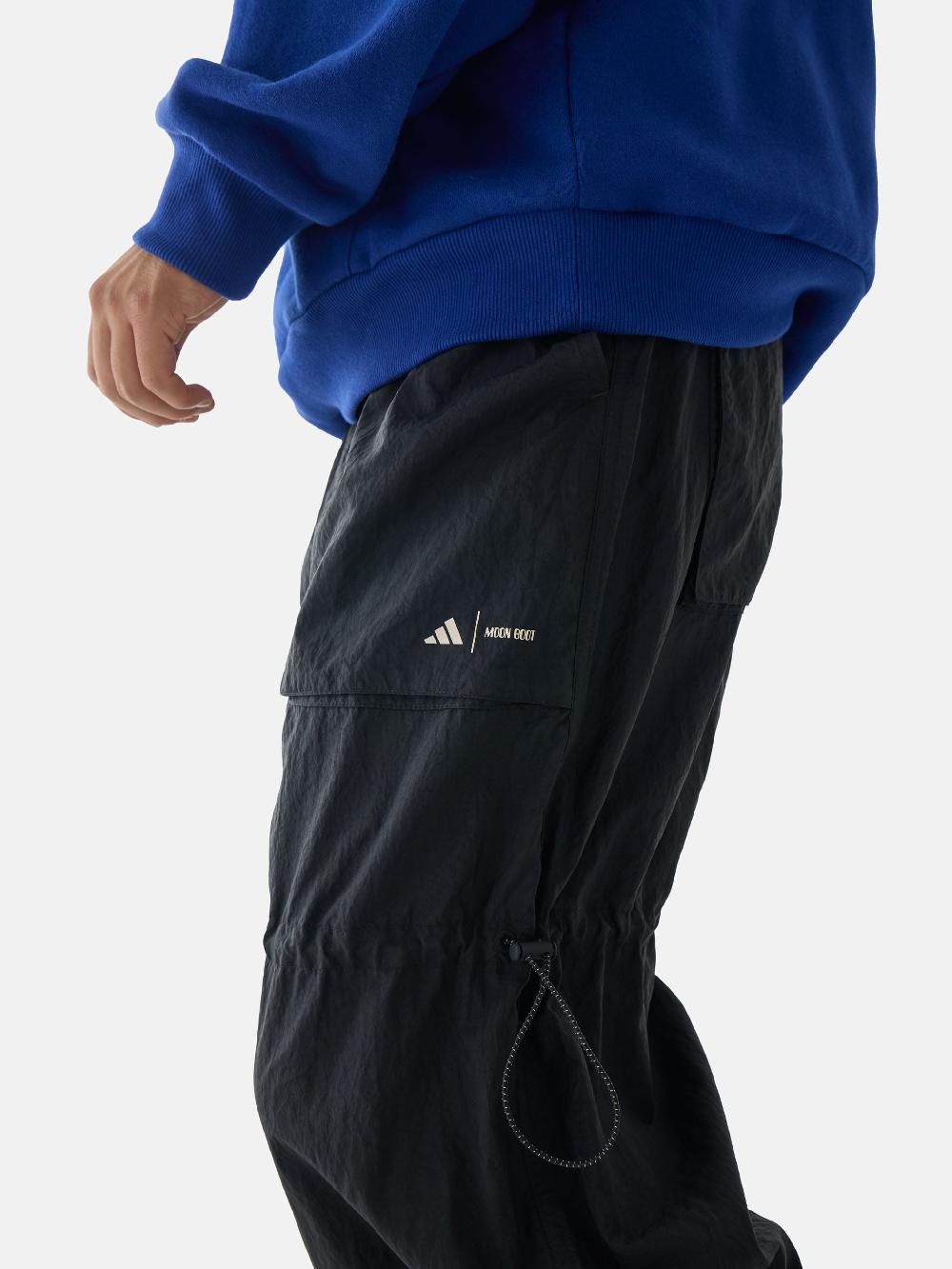 Moon Boot Pantaloni Parachute neri adidas x Moon Boot Offerta