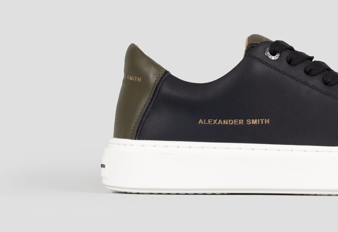 Alexander Smith LONDON MAN BLACK MILITARY Saldi