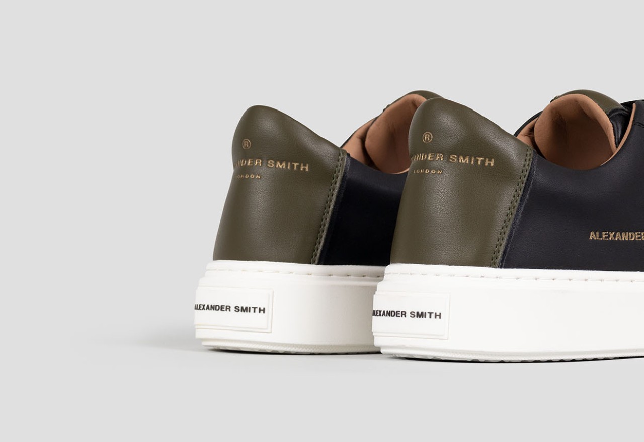 Alexander Smith LONDON MAN BLACK MILITARY Saldi